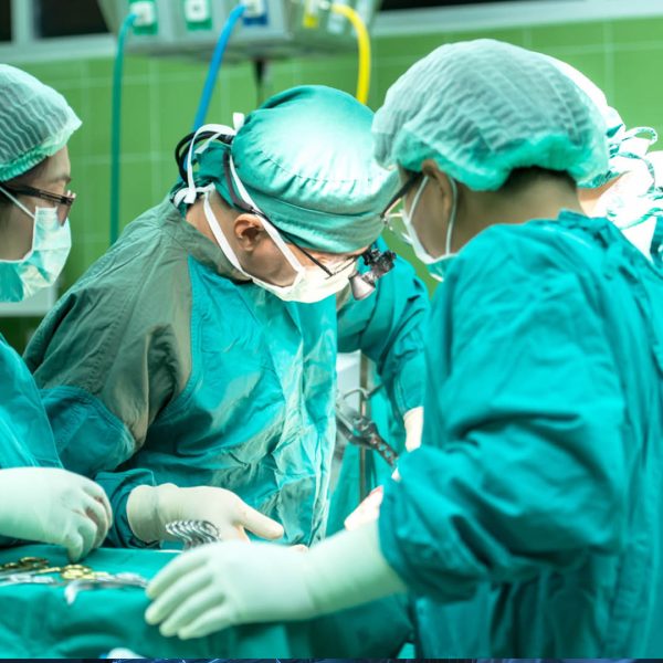 Liver transplant surgeon in Dubai